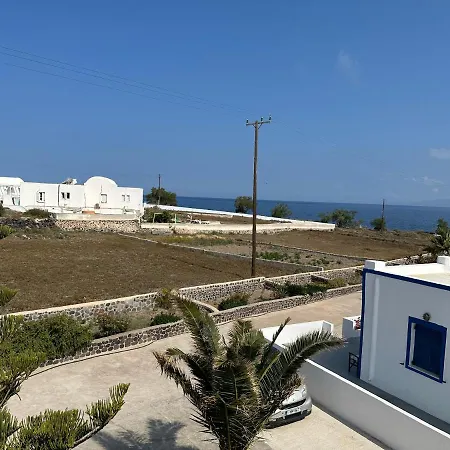 Paradisos Aparthotel Oia (Santorini)