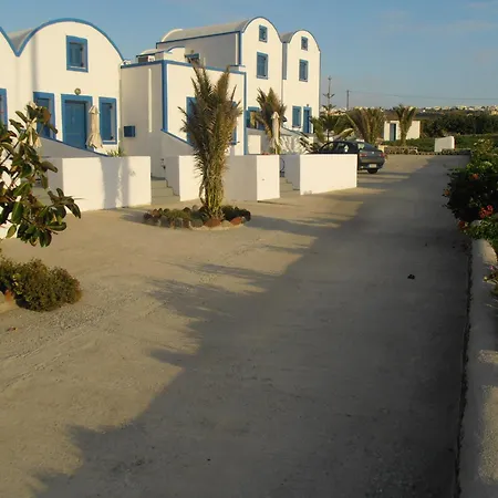 Aparthotel Paradisos Oia (Santorini)