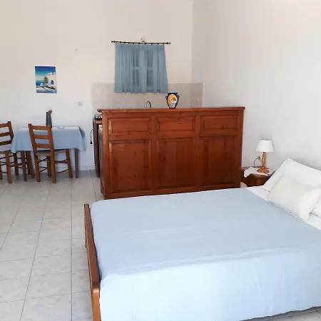 Paradisos Aparthotel