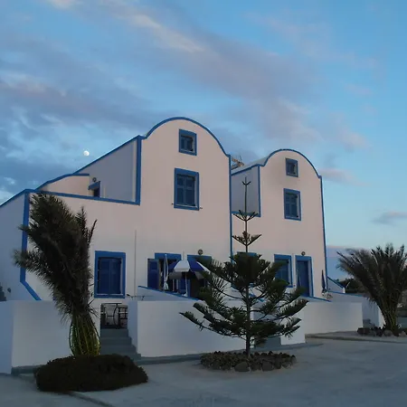 Paradisos * Oia (Santorini)